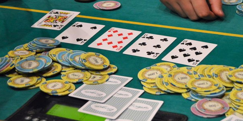 Chơi game đánh bài đổi thẻ cào trực tuyến tại Casino Jun88 4 Game đánh bài đổi thẻ cào tại Jun88
