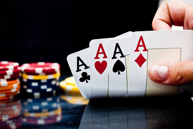 Cách chơi và luật chơi Poker Omaha cơ bản 6 nhung mat tich cuc cua poker online tai nha cai w88 2